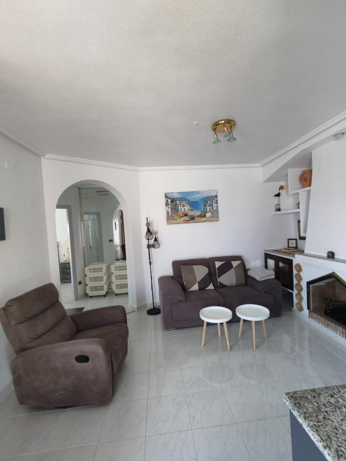 Schoenes Ruhiges Rooftop Apartment Mit Grosser Dachterrasse Torrevieja Eksteriør bilde